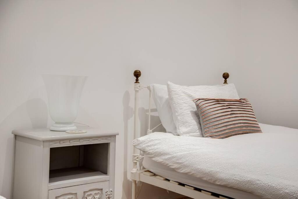 Princes Villa - Large Fully Self Contained Flat, 5 Minutes From The Sea Newport Beach Exterior foto