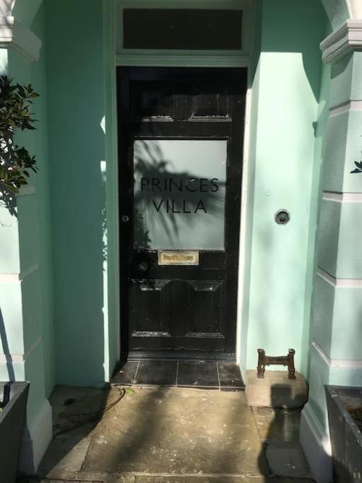 Princes Villa - Large Fully Self Contained Flat, 5 Minutes From The Sea Newport Beach Exterior foto