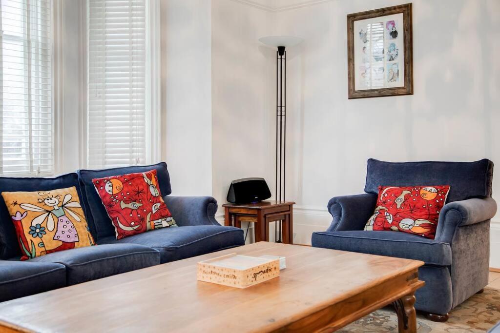 Princes Villa - Large Fully Self Contained Flat, 5 Minutes From The Sea Newport Beach Exterior foto