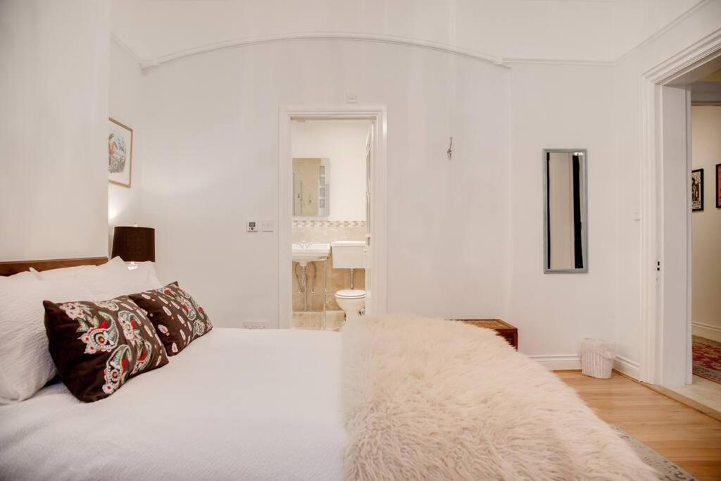 Princes Villa - Large Fully Self Contained Flat, 5 Minutes From The Sea Newport Beach Exterior foto