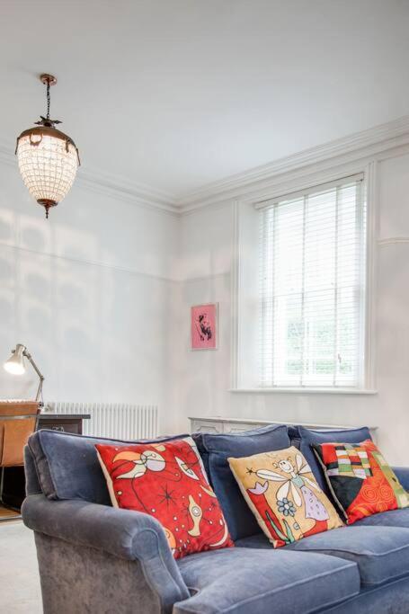 Princes Villa - Large Fully Self Contained Flat, 5 Minutes From The Sea Newport Beach Exterior foto
